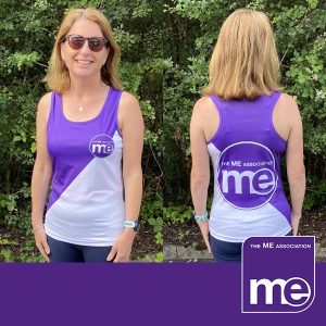 Website shop product showing front and back of the running vest